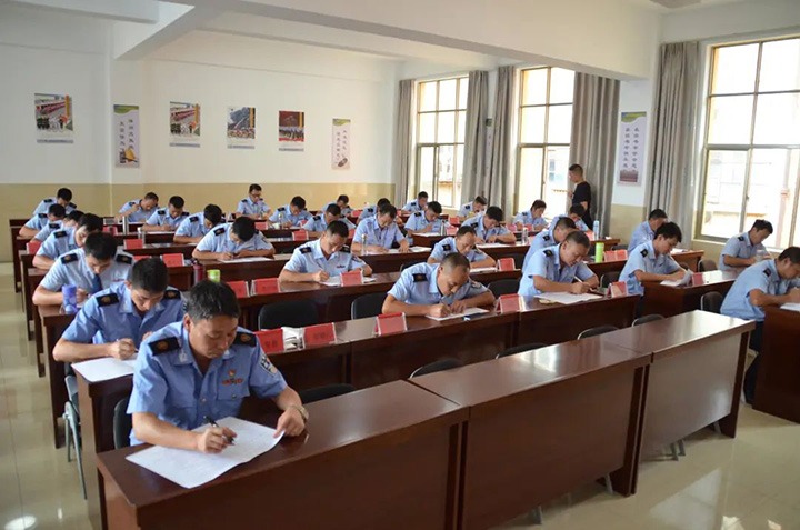 【主题宣传周】紧贴救援实战需要 以考促训提升手艺——矿山救援东源队组织开展救援手艺达标审核