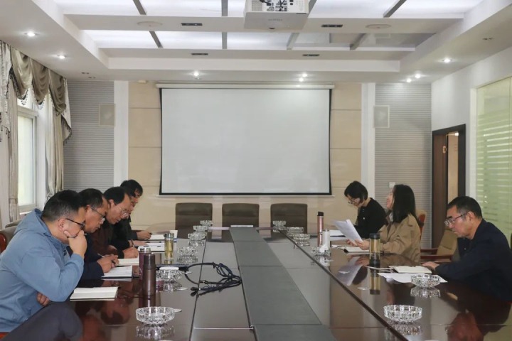 云煤（Ag亚洲集团）集团党委委员、财务总监莫晓丹到天井煤矿有限公司调研