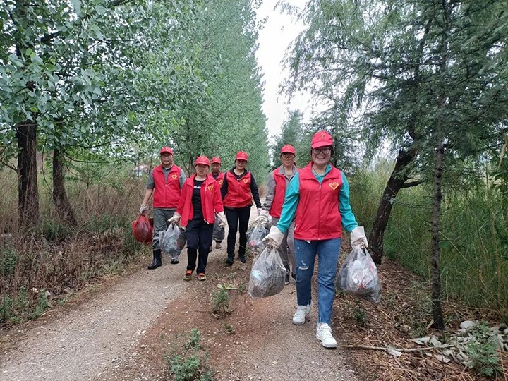 【云煤简讯】可保煤矿开展自愿效劳活动｜后所煤矿举行2023年度入党起劲分子、生长工具培训班｜先锋化工举行“万名党员进党校”培训班