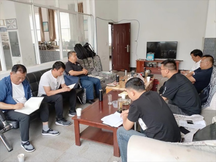 【云煤简讯】曲煤焦化开展清静环保主题调研|煤炭机电试验所区域效劳中心开展清静生产主题活动|东源恒鼎煤业召开总结表扬大会