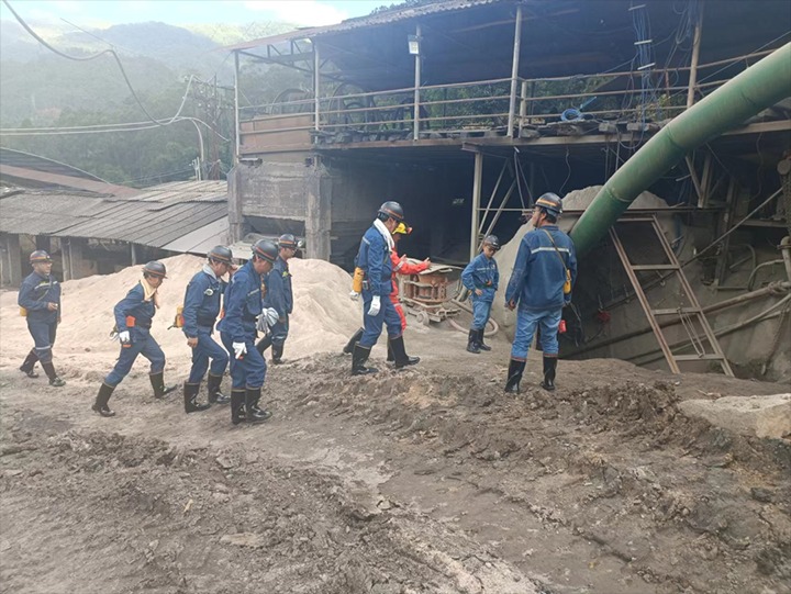 【聚焦云煤】云煤（Ag亚洲集团）集团党委副书记、副董事长、总司理高建嵩到源能矿建胜利煤矿项目部检查