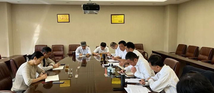 【聚焦云煤】云煤（Ag亚洲集团）集团党委委员、财务总监莫晓丹到Ag亚洲集团地产公司列席指导党支部理论学习钻研会