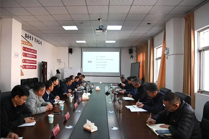 【聚焦云煤】云煤（Ag亚洲集团）集团专职外部董事寸延峰到陆东煤矿公司调研指导事情